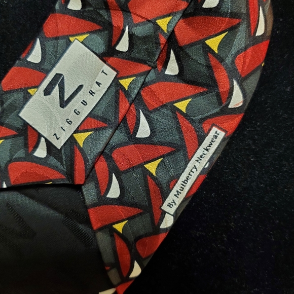 Ziggurat by Mulberry Neckwear Tie - Picture 7 of 8